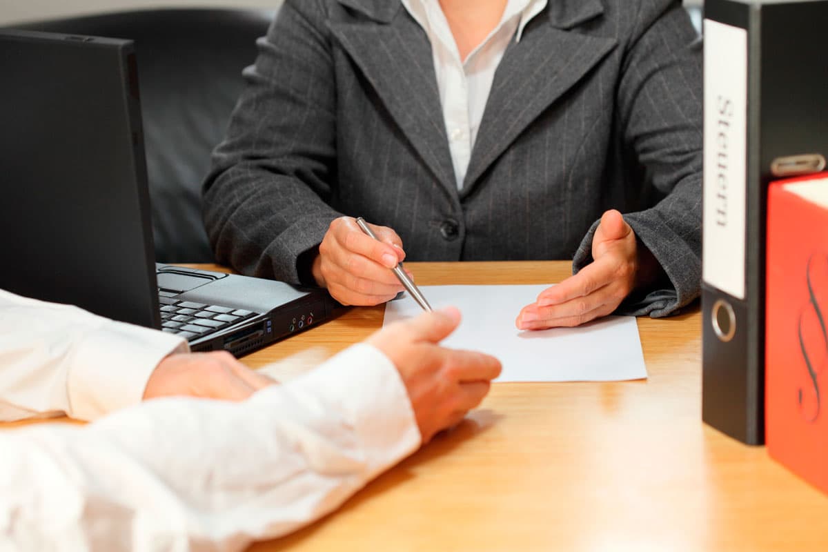Abogados de familia, sucesiones o laboral en Boiro