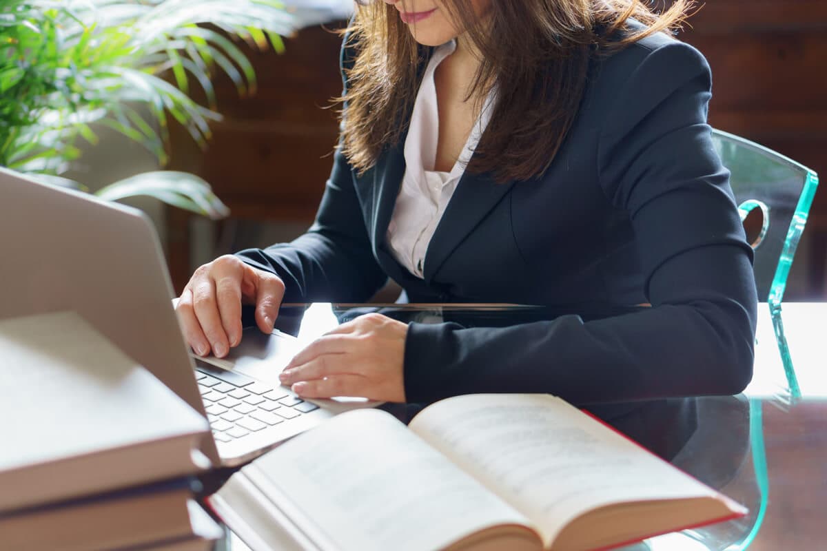 Su despacho de abogados en Boiro